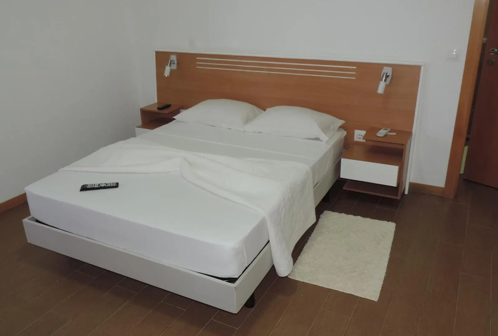 Hotel Halcyone - Ilha Do Maio Calheta 3*,